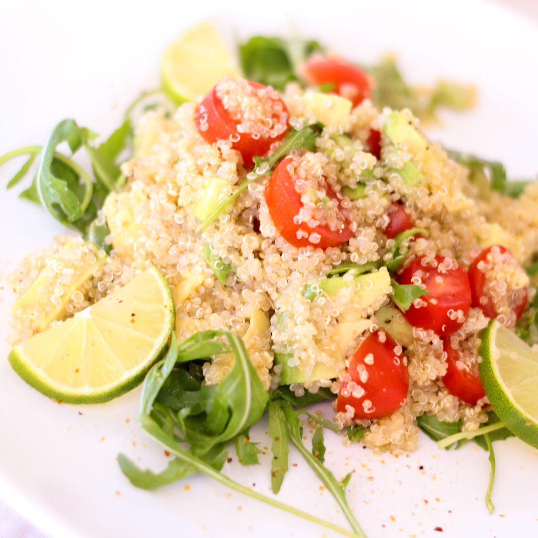 Como Fazer Salada de Quinoa com legumes simples